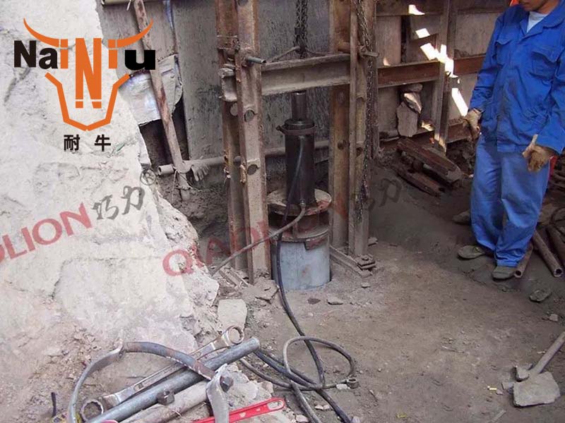 高强混凝土为什么要选用硅酸盐水泥或通俗硅酸盐水泥？？？？？（二）