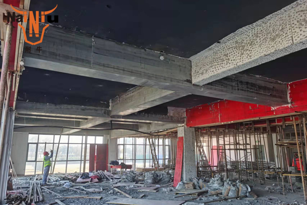 起砂后，，，，，，，，路面怎样快速地修补?（上）